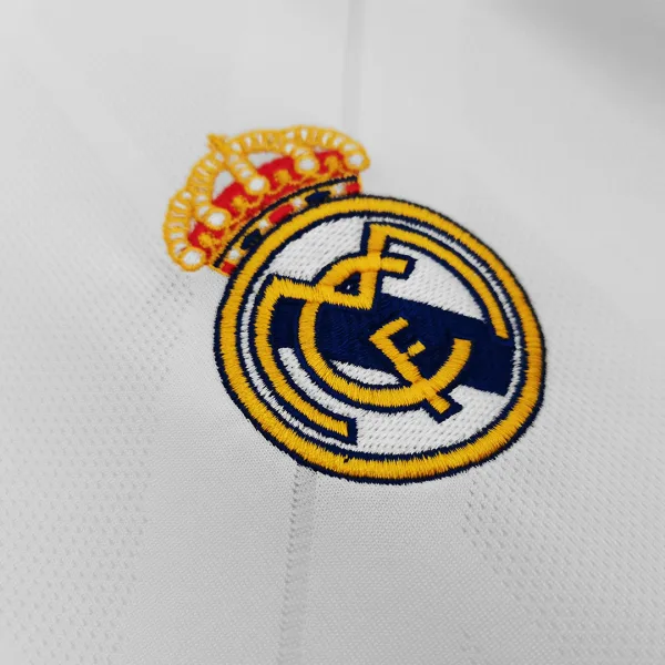 Vintage Soccer Jersey Real Madrid Home Long Sleeve 2017 18 4